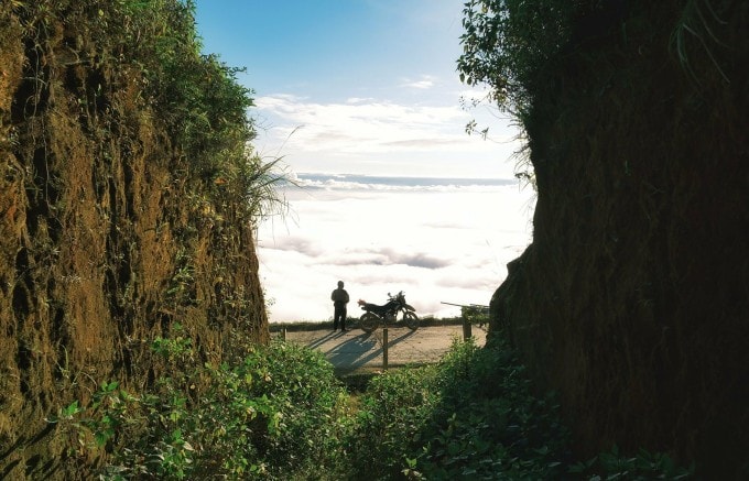 Biển mây Tà Xùa bồng bềnh nhìn từ trên cao