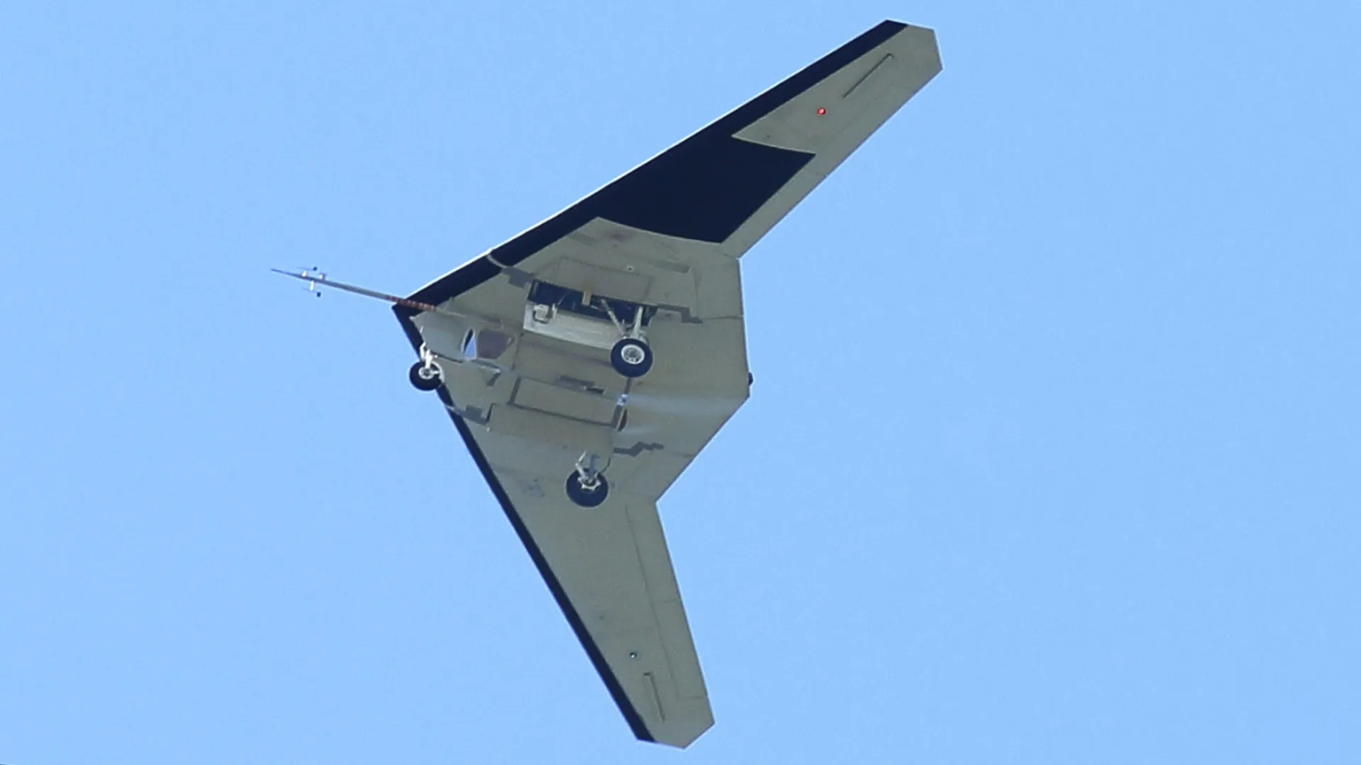 Mô hình UAV Lockheed Martin RQ-170 Sentinel