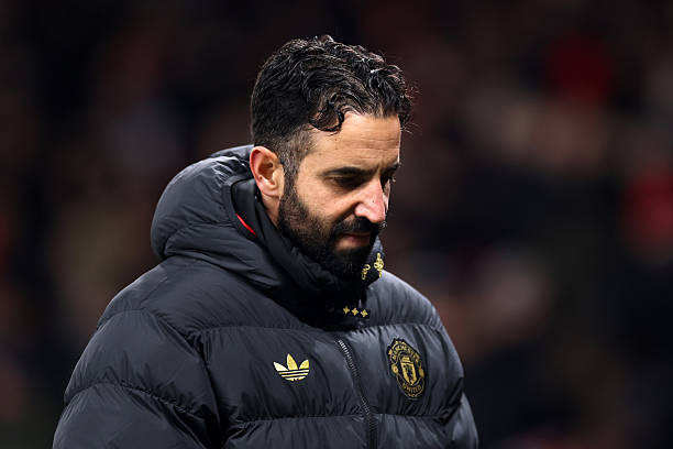 Ruben Amorim rời Manchester United do những mâu thuẫn về quyền lực quản lý tại đội bóng.