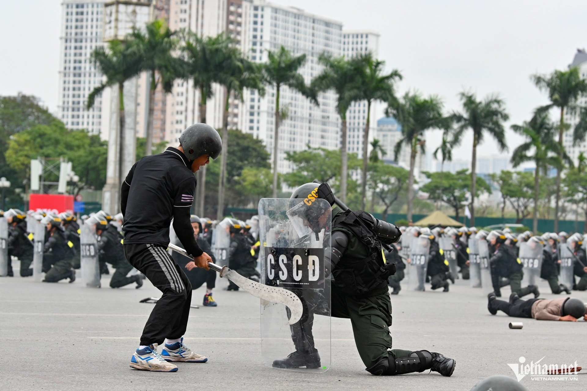 https://static-images.vnncdn.net/vps_images_publish/000001/000003/2026/1/6/w-so-duyet-ra-quan-bvdh-4187-1-2376.jpg