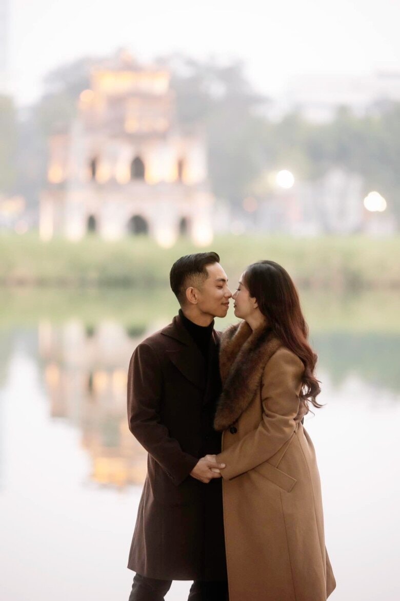 Khánh Thi sẵn sàng sinh thêm con cho Phan Hiển dù hiện tại đã ở độ tuổi U50.