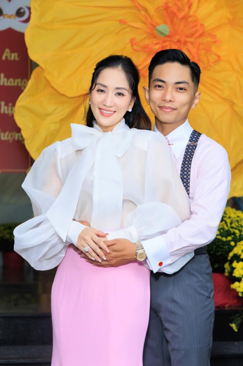 Vợ chồng Khánh Thi và Phan Hiển từng vượt qua nhiều sóng gió trước khi có cái kết viên mãn.