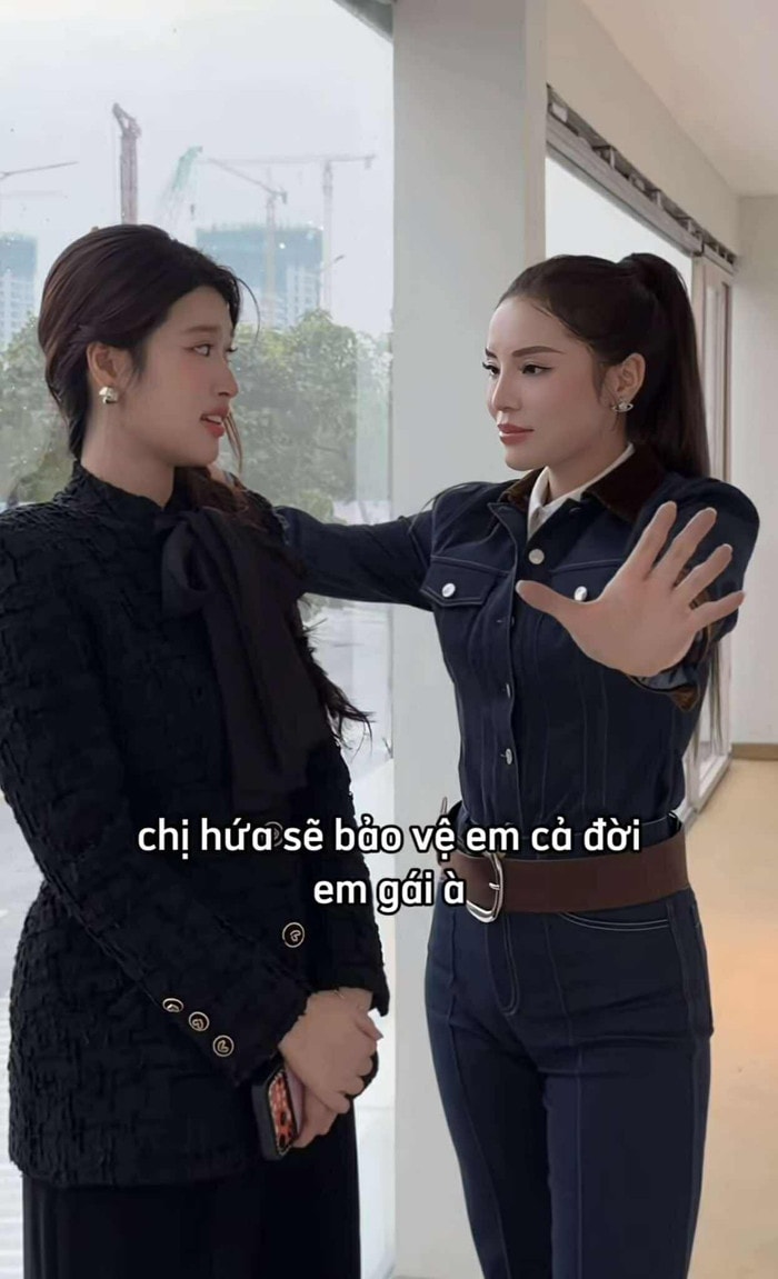 Hoa hậu Kỳ Duyên và Đoàn Thiên Ân chia sẻ khoảnh khắc hài hước cùng nhau.