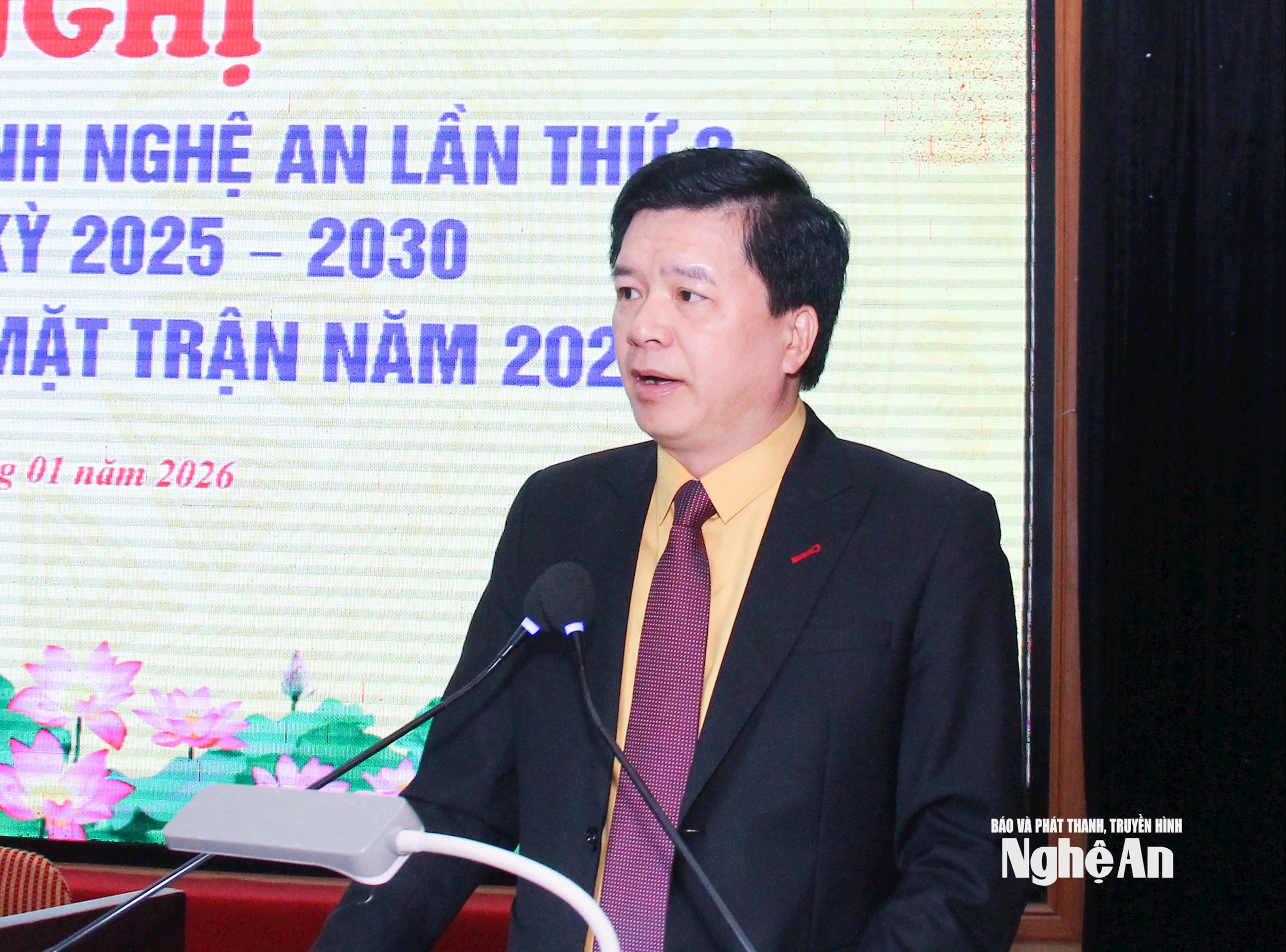 Đồng chí Nguyễn Đình Hùng - Ủy viên Ban Thường vụ Tỉnh ủy, Phó Chủ tịch Thường trực Ủy ban MTTQ Việt Nam tỉnh điều hành hiệp thương cử Ủy viên, Phó Chủ tịch Ủy ban MTTQ Việt Nam tỉnh khoá XVI, nhiệm kỳ 2025 - 2030. Ảnh: Mai Hoa