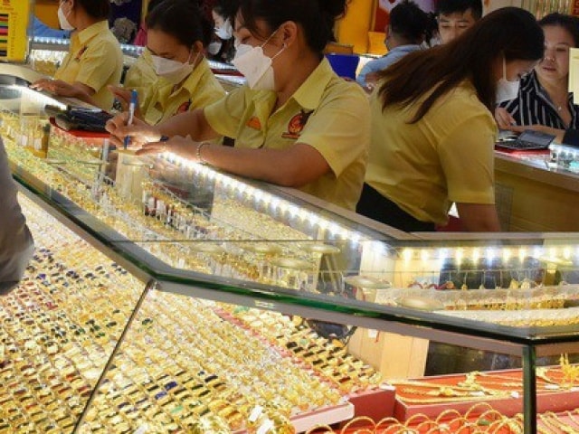 Giá vàng hôm nay ghi nhận biến động trái chiều giữa các thương hiệu