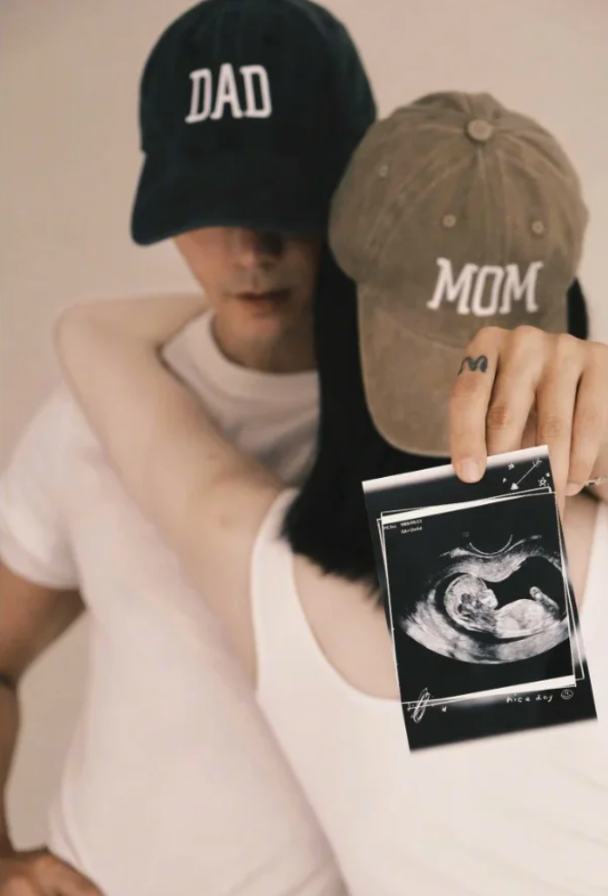 Trần Vỹ Đình và Hà Tuệ xác nhận có con vào tháng 10/2025