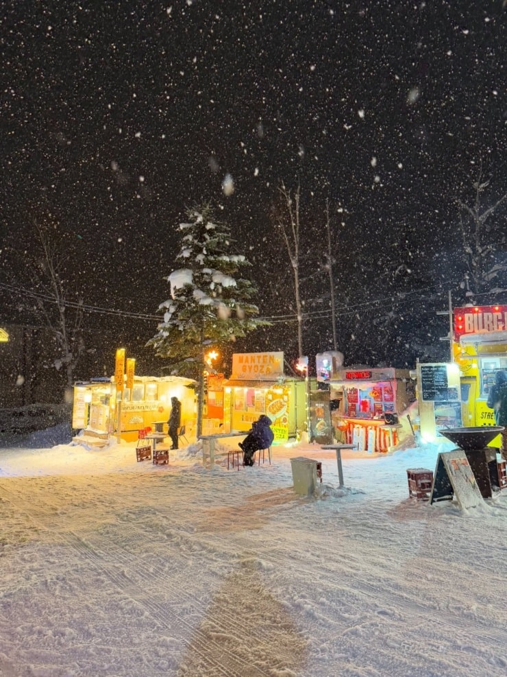 Ẩm thực và thư giãn tại Niseko sau khi trượt tuyết