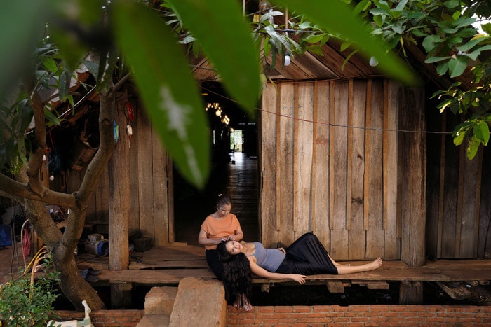 Cận cảnh nhà sàn của H'Hen Niê sau khi chi 600 triệu đồng tu sửa