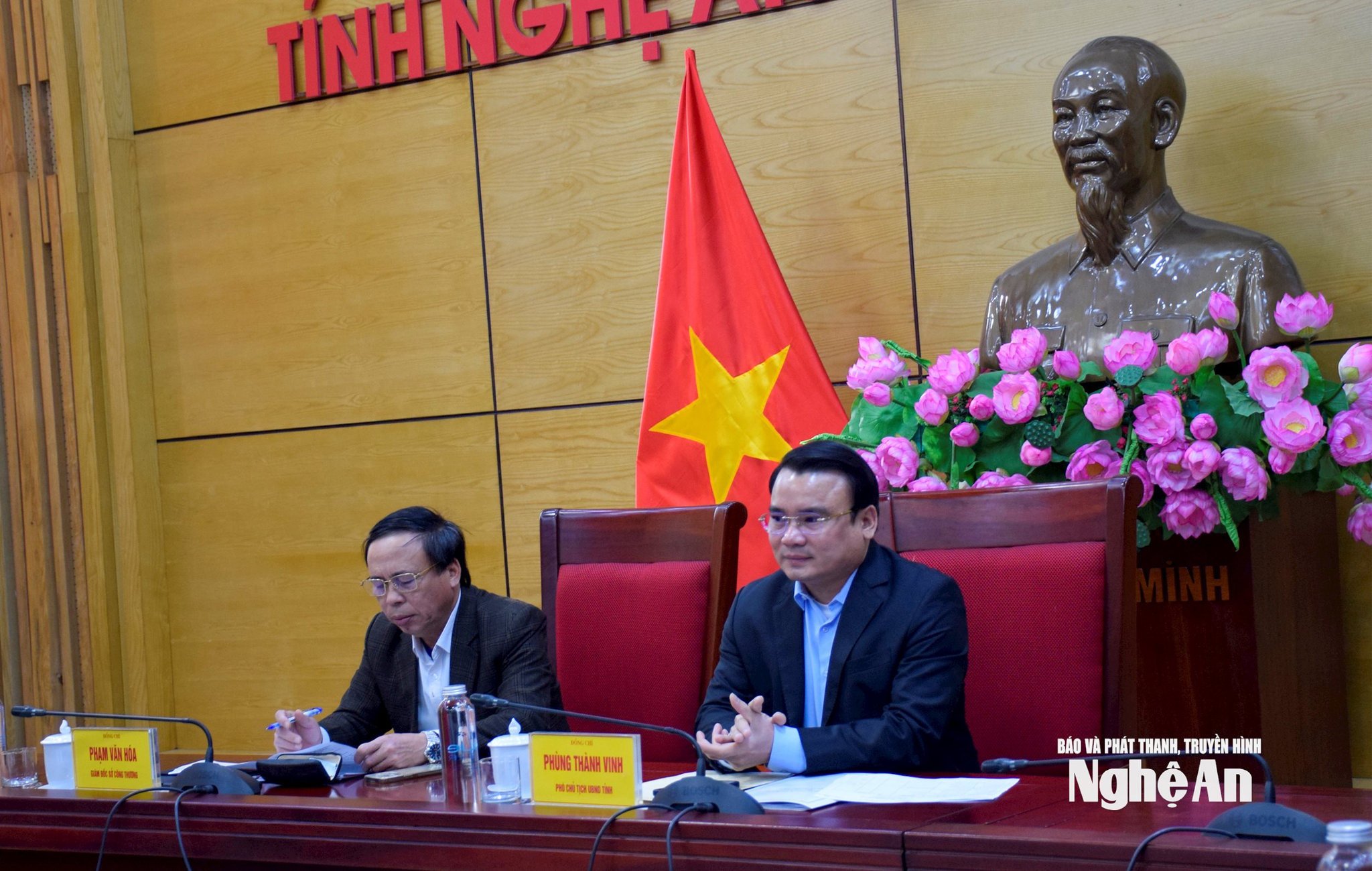 Các đại biểu dự hội nghị tại điểm cầu Nghệ An