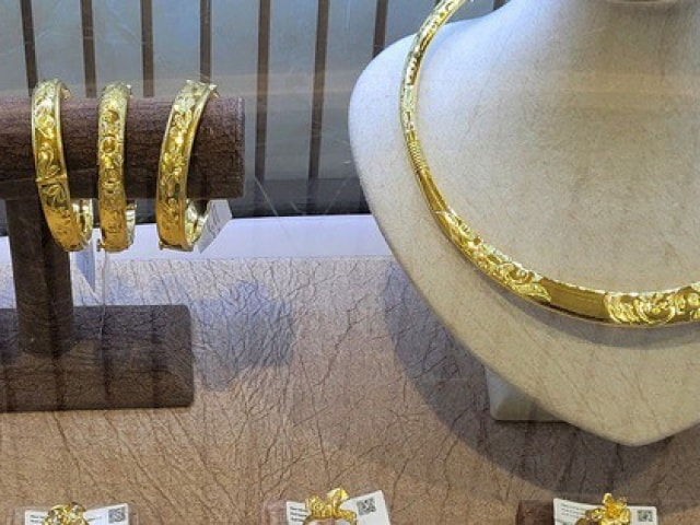 Giá vàng hôm nay 9/1/2026: Giá vàng miếng, vàng nhẫn lúc 10h