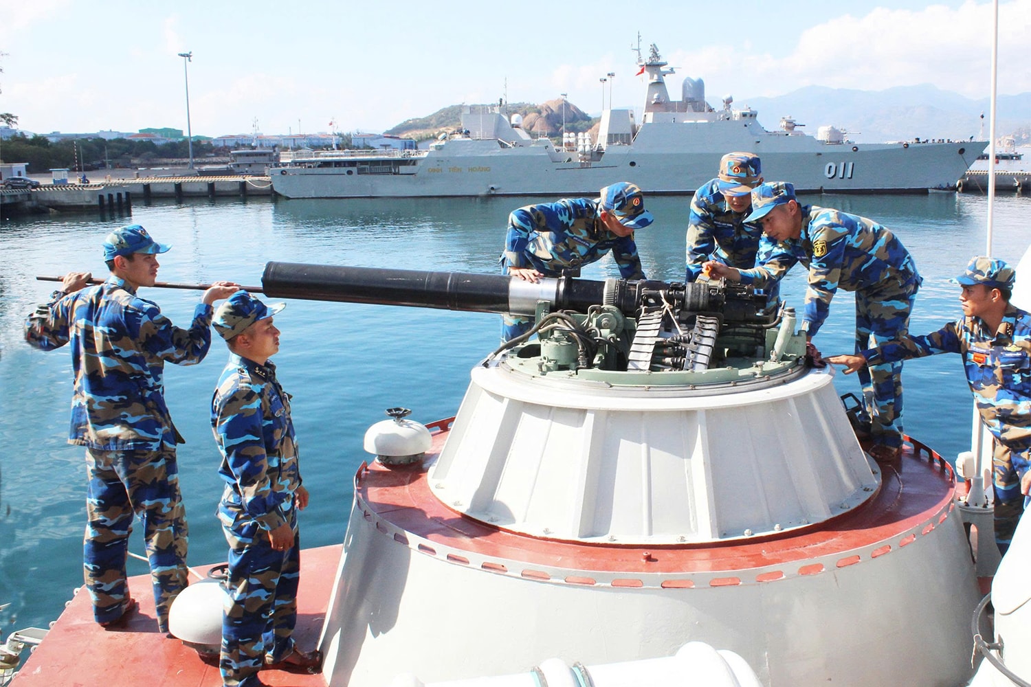 Duy trì chế độ ngày kỹ thuật.