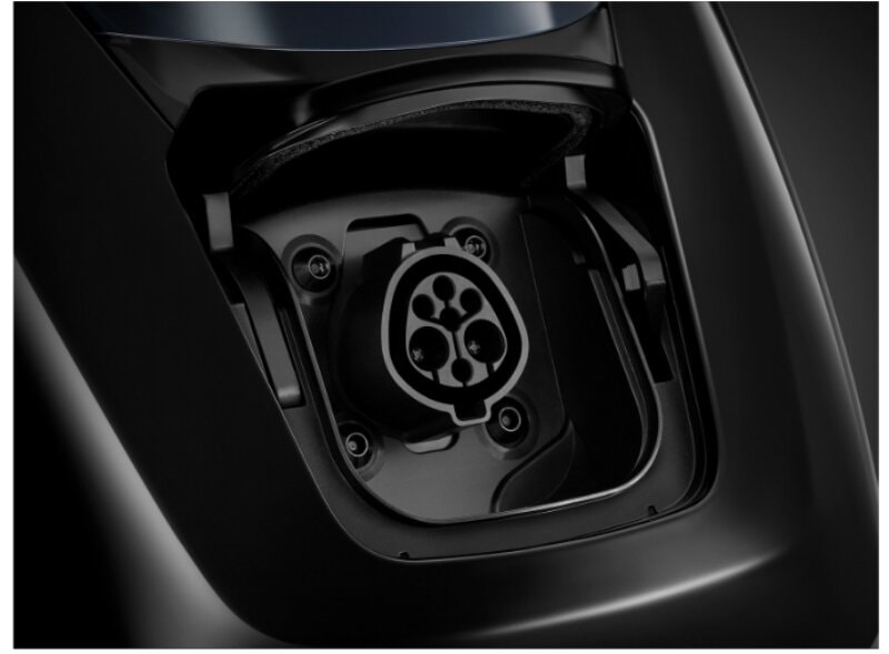 Vị trí cổng sạc điện trên xe Honda UC3
