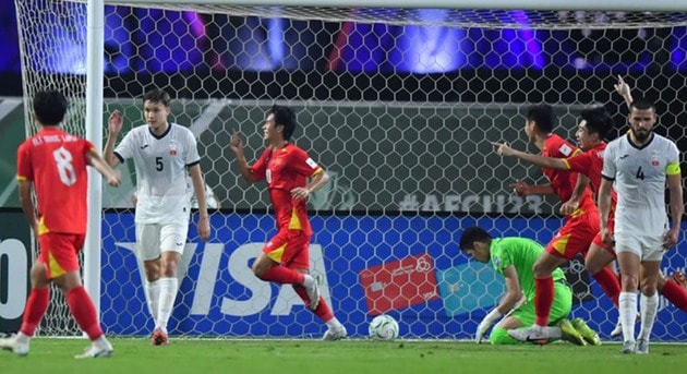 U23 Việt Nam ăn mừng chiến thắng quan trọng trước U23 Kyrgyzstan tại bảng A