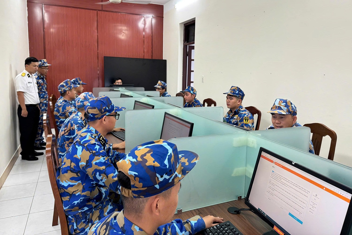 Ứng dụng AI trong công tác chính trị.