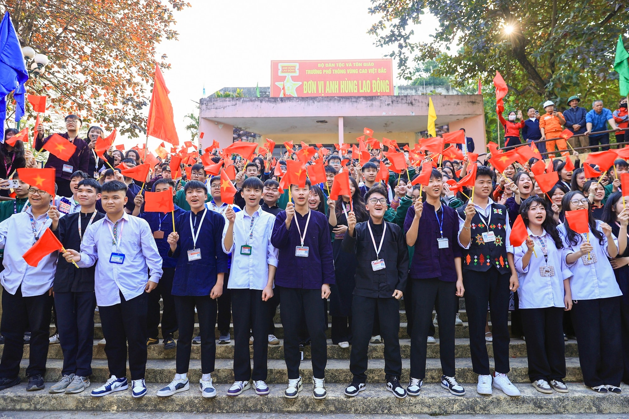 Thủ tướng dự khởi công 3 ngôi trường của 