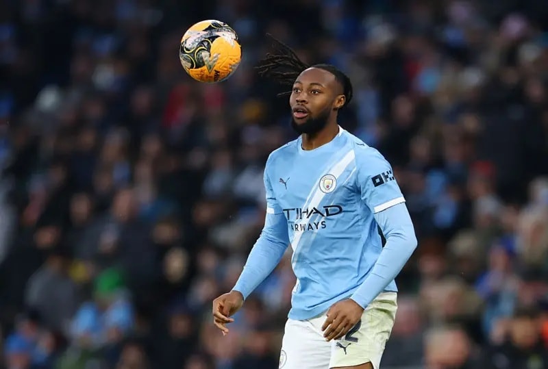 Semenyo ăn mừng bàn thắng đầu tiên cho Manchester City tại đấu trường FA Cup.