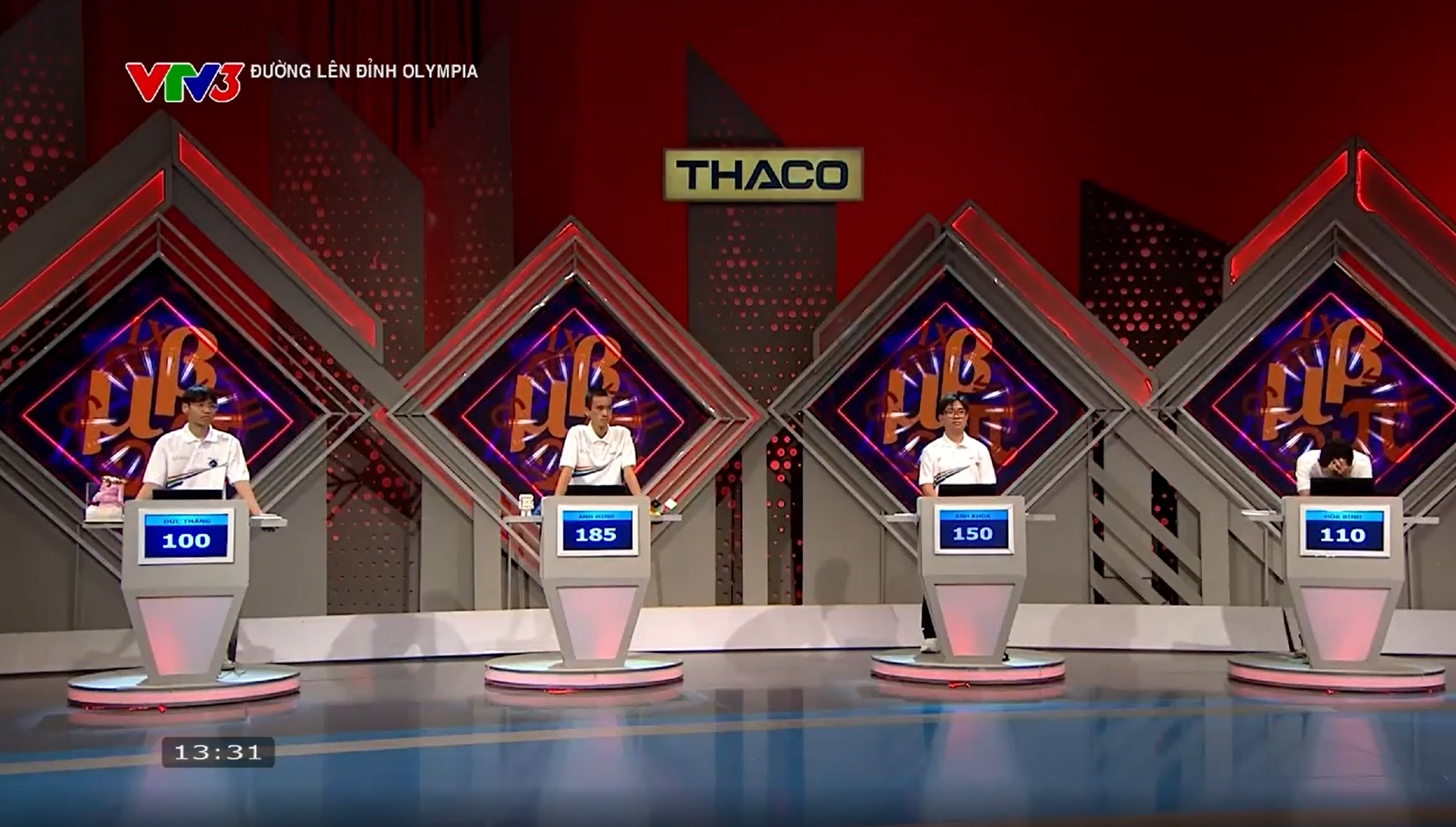 Đường lên đỉnh Olympia: Nam sinh Huế bứt phá trong màn rượt đuổi điểm số nghẹt thở- Ảnh 4.