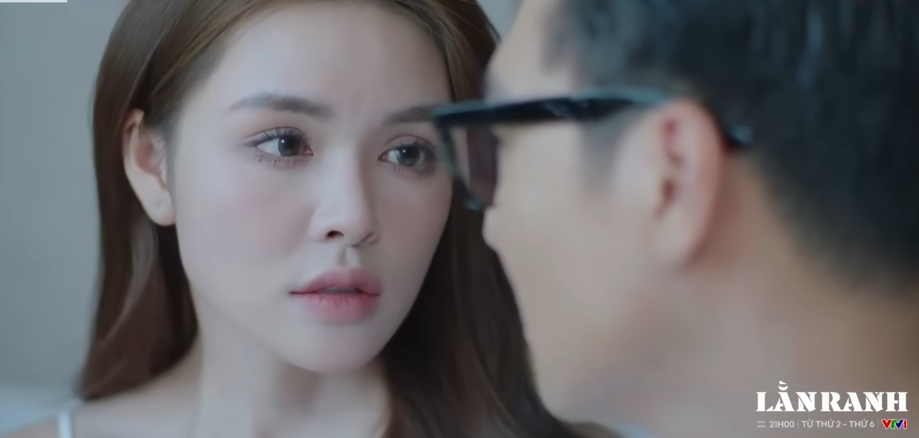 Lằn ranh - Tập 50: Triển dùng mỹ nam kế đâm sau lưng Trinh - Ảnh 1.