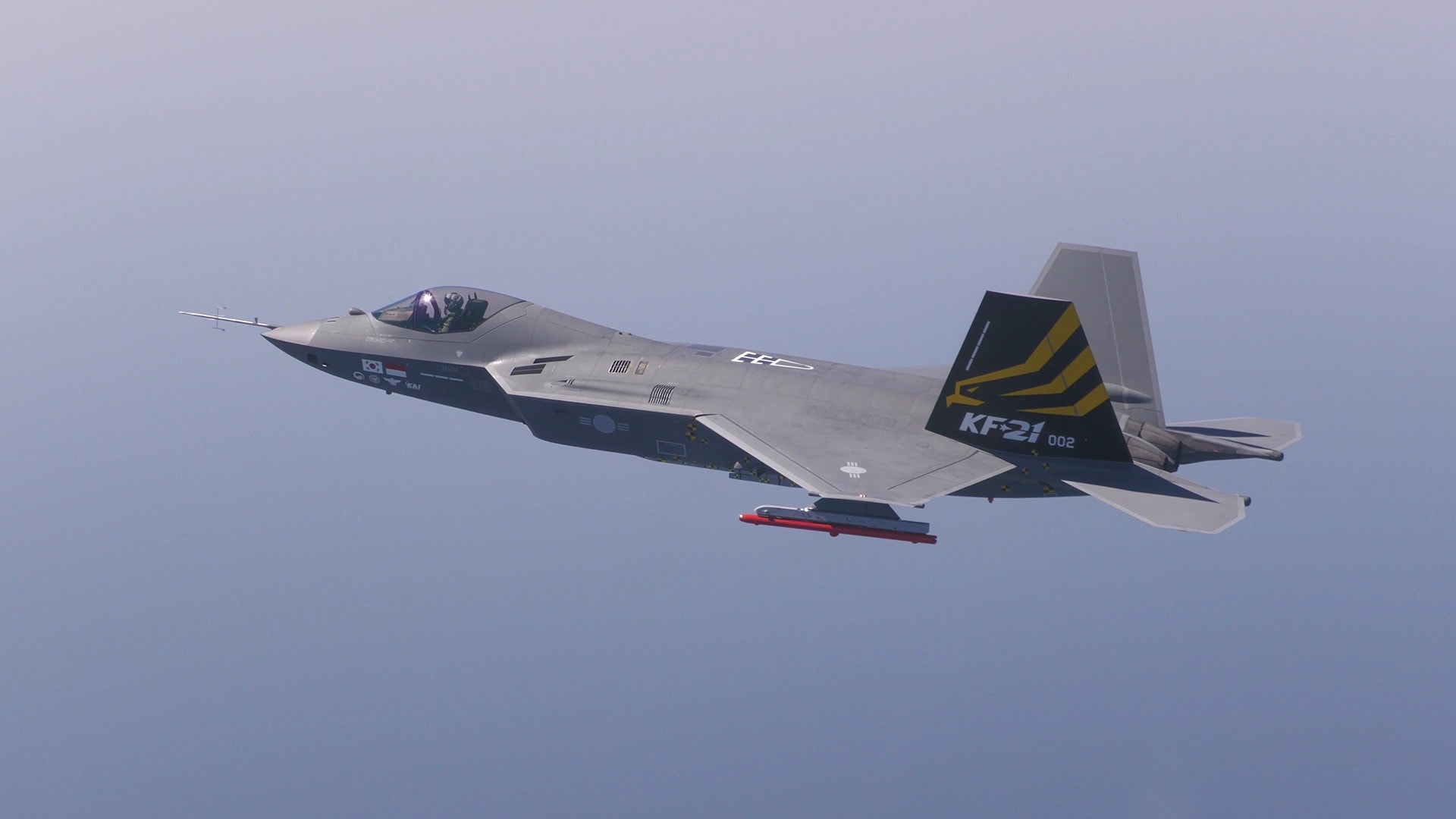 Tiêm kích KF-21 trong quá trình thử nghiệm tác chiến