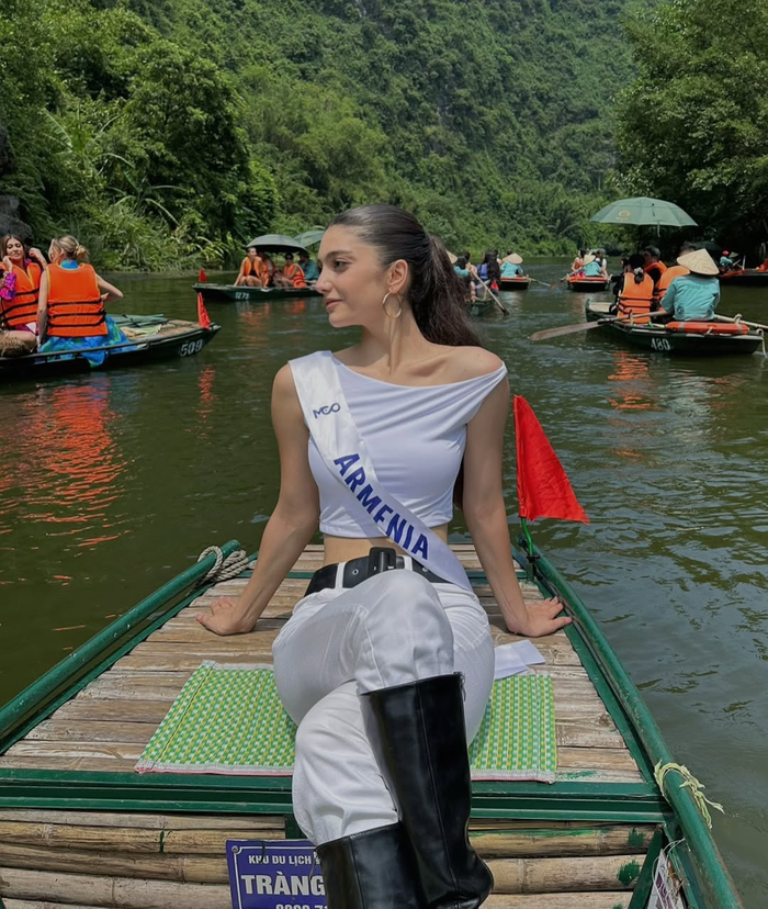 Lilia Gzraryan tại cuộc thi Miss Cosmo 2024 ở Việt Nam