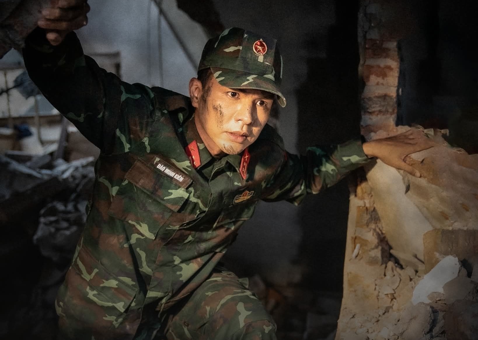 Steven Nguyễn vào vai Trung tá Đào Minh Kiên trong phim Không giới hạn