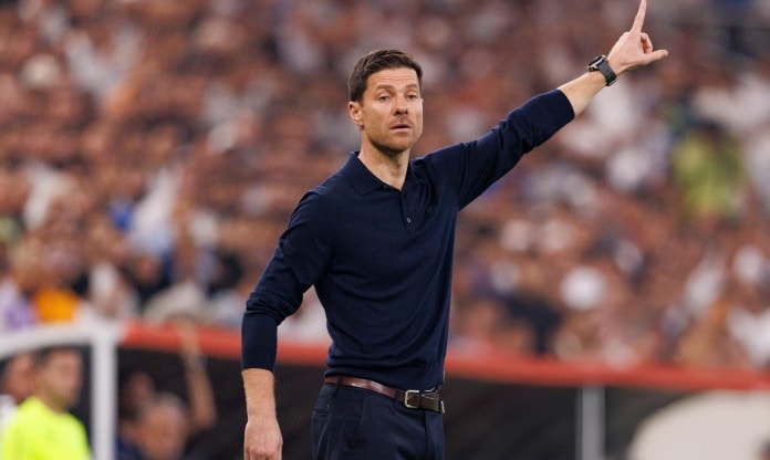 Xabi Alonso tiếc nuối sau trận thua Barcelona
