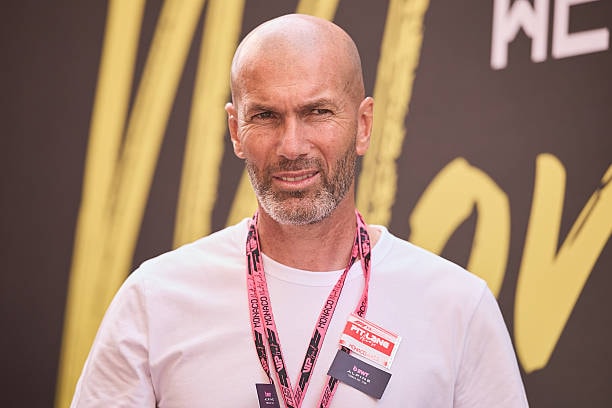 Zinedine Zidane trong màu áo huấn luyện Real Madrid