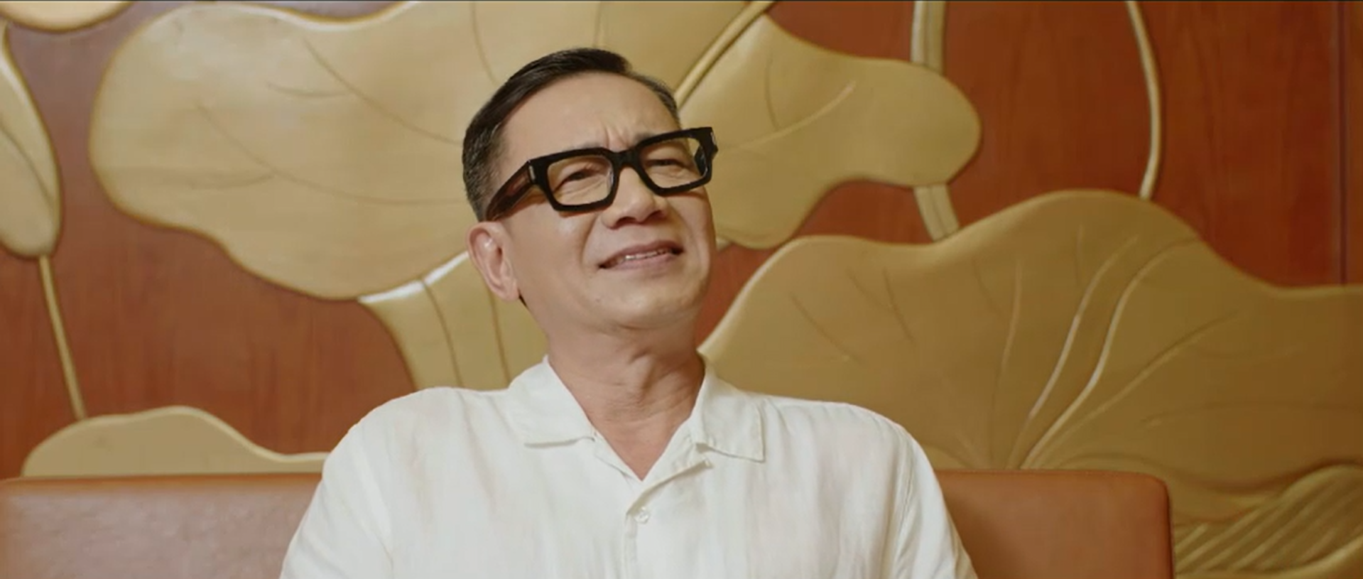 Lằn ranh - Tập 51: Thiệu bị bắt, Triển phát hiện khoản tiền bí mật Trinh chuyển cho ông Sách - Ảnh 10.