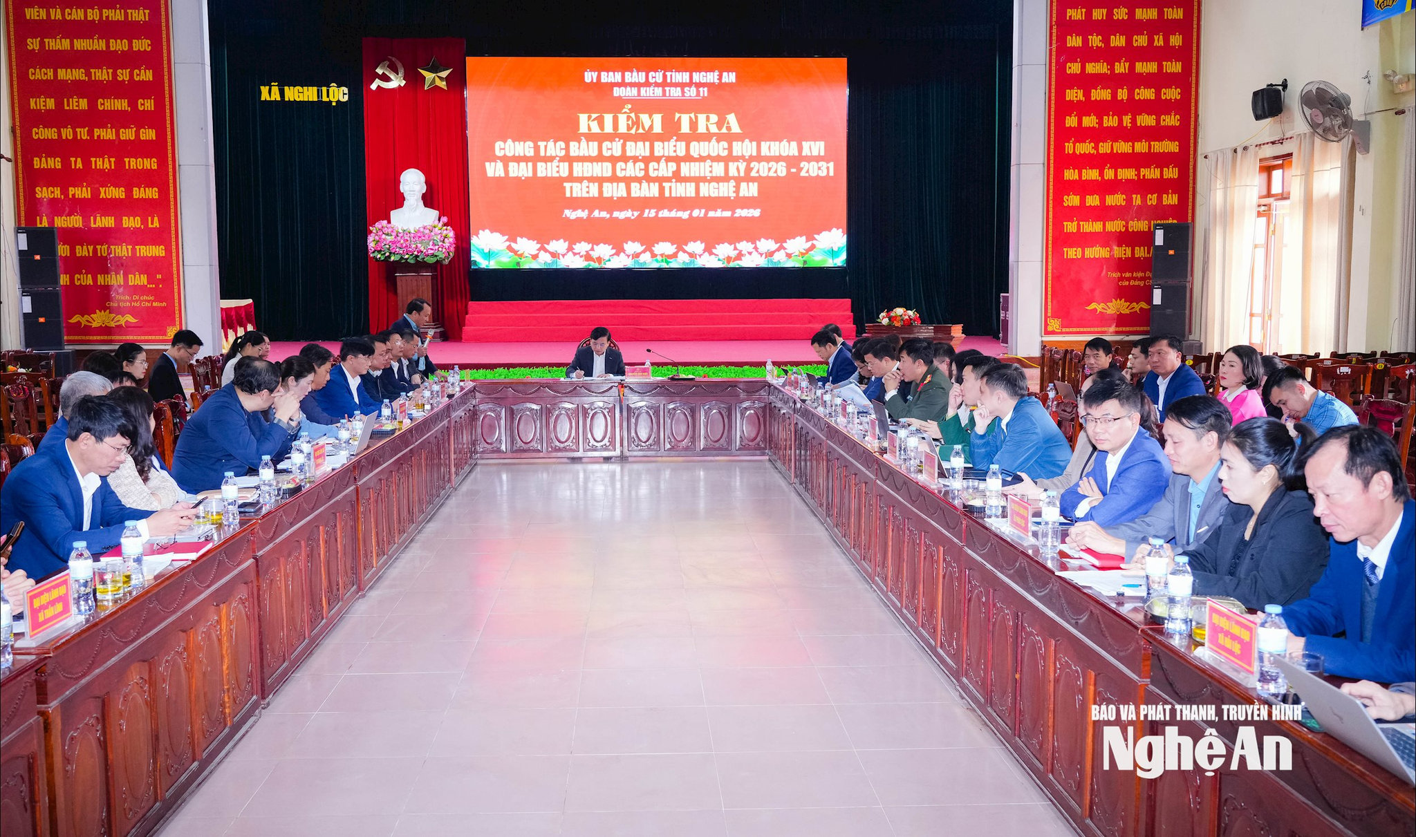 toàn cảnh 2