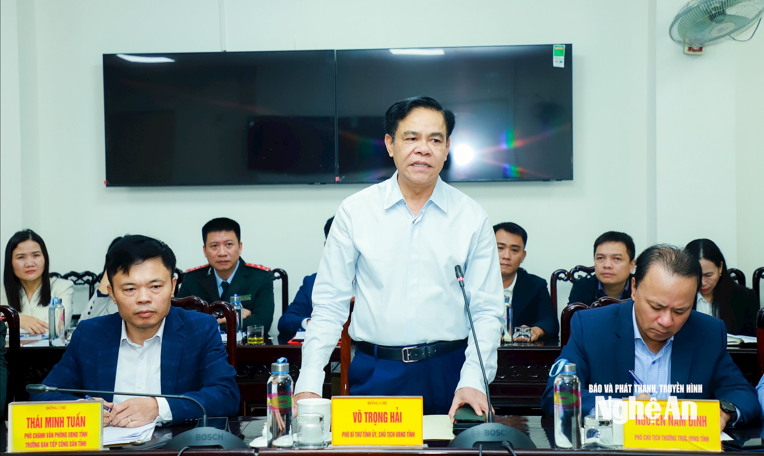 Chủ tịch UBND tỉnh Võ Trọng Hải phát biểu kết luận. Ảnh: Thành Duy