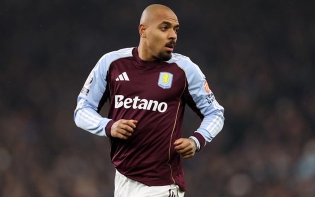 Donyell Malen chuẩn bị gia nhập AS Roma từ Aston Villa