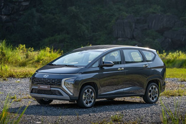 Giá xe Hyundai Stargazer tháng 1/2026, ưu đãi tới 96 triệu đồng - 2