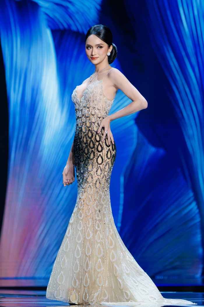 Hương Giang khi tham gia bán kết Miss Universe. Ảnh: FBNV