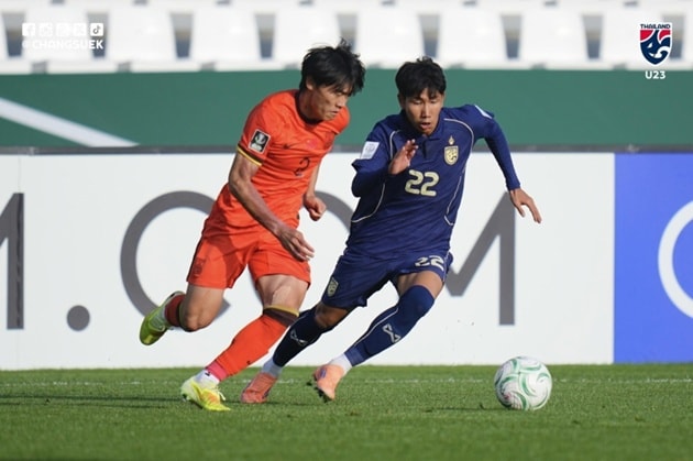 U23 Thái Lan hòa U23 Trung Quốc và nói lời chia tay giải đấu. Ảnh: Changsuek