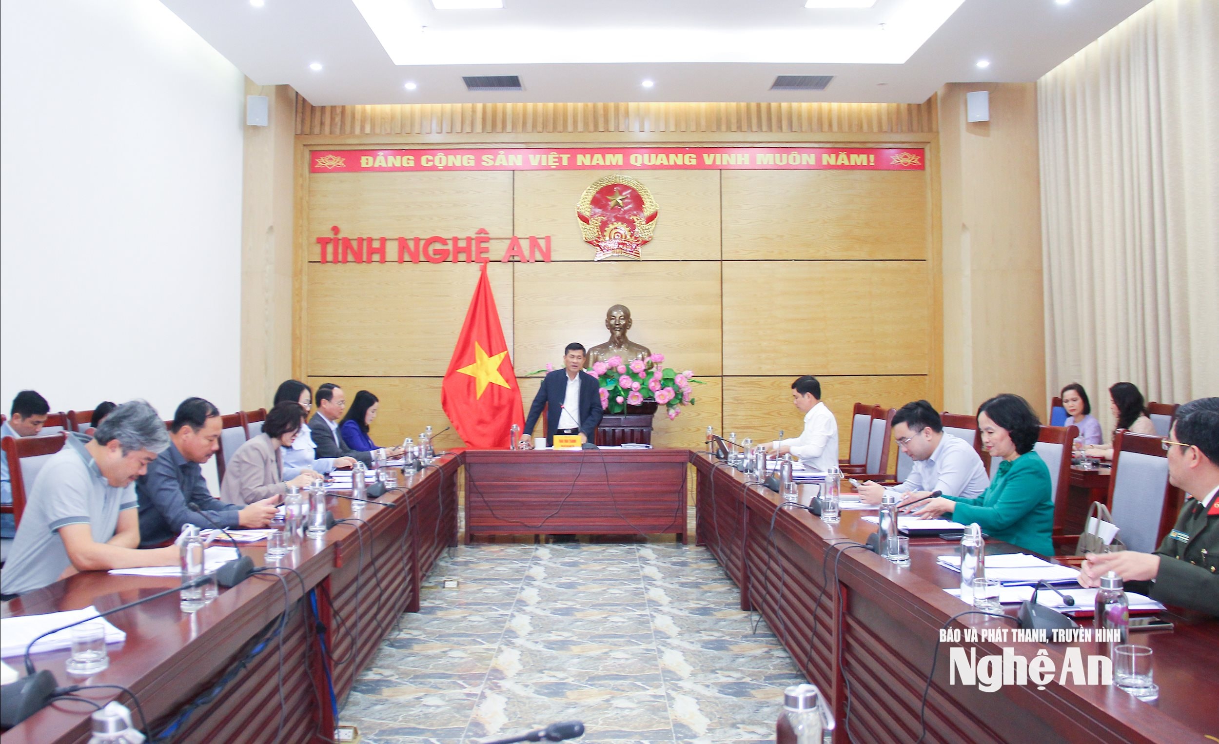  1Quang cảnh cuộc họp..Ảnh Mai Hoa