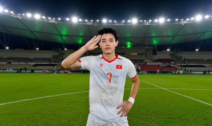 Đình Bắc ăn mừng bàn thắng tại giải U23 châu Á