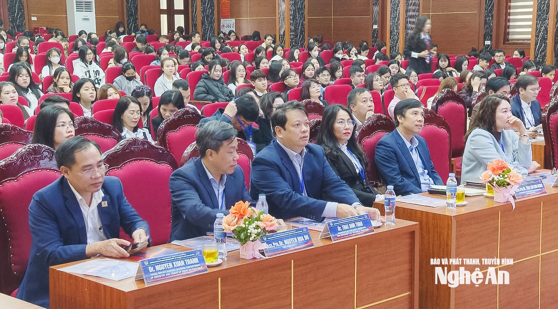  đại biểu dự