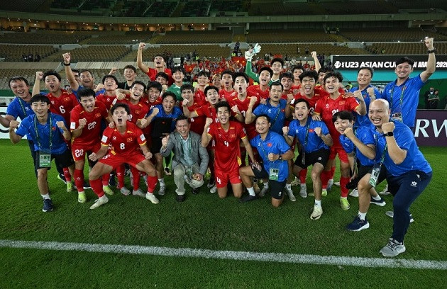 U23 Việt Nam lọt vào bán kết U23 châu Á 2026 sau trận thắng kịch tính trước U23 UAE.