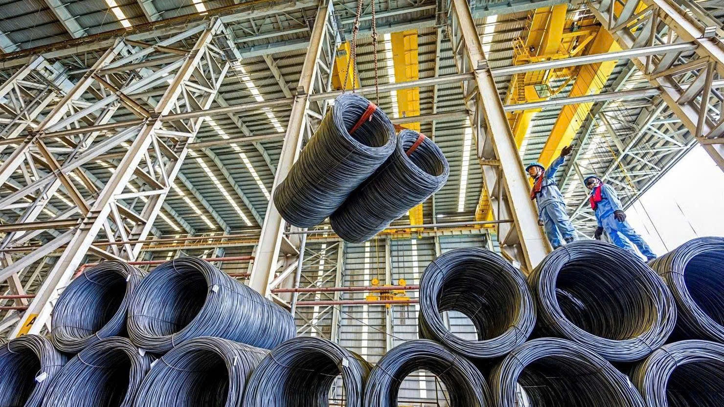 Giá thép hôm nay Thép xây dựng nhích lên quặng sắt chịu áp lực từ tồn kho cao