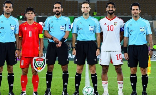 Cổ động viên UAE bày tỏ sự bức xúc sau thất bại tại tứ kết U23 châu Á