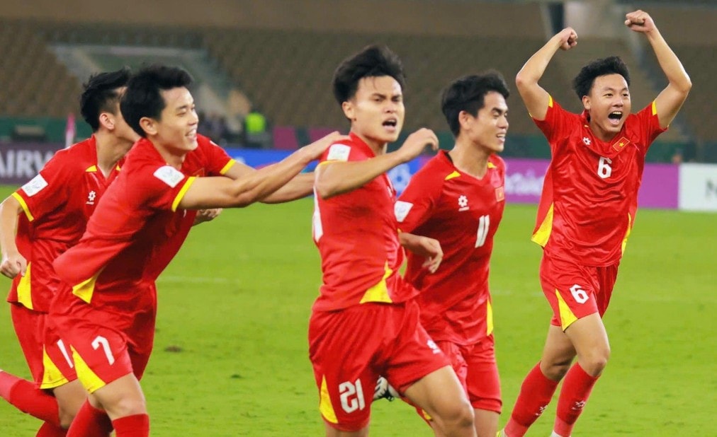 Các cầu thủ U23 Việt Nam ăn mừng chiến thắng đầy cảm xúc tại giải châu Á.