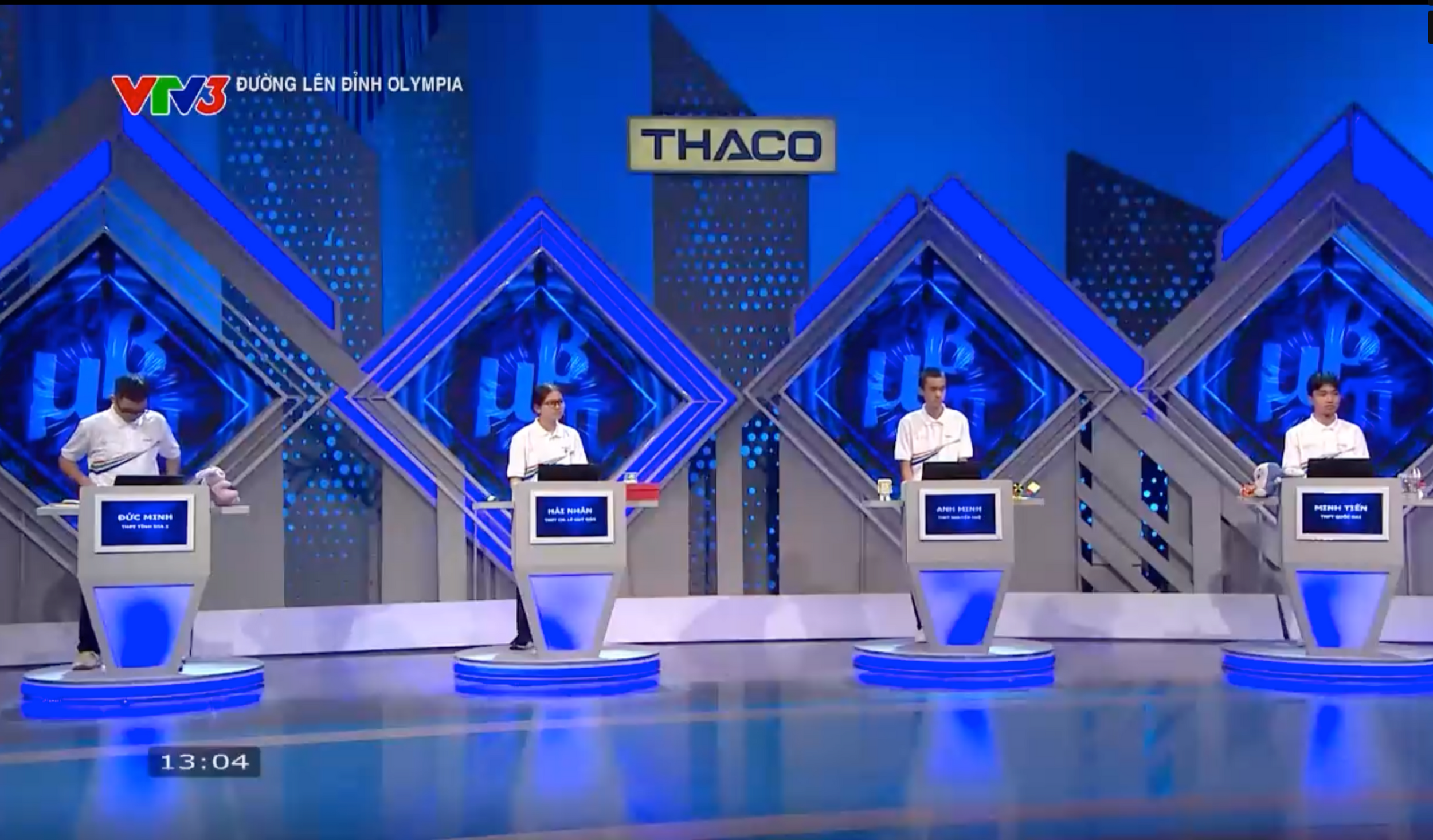 Bốn thí sinh tham gia cuộc thi tháng cuối cùng của Quý I Đường lên đỉnh Olympia.