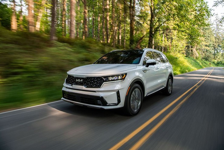 Hệ thống an toàn ADAS giúp KIA Sorento vận hành tự tin trên mọi cung đường