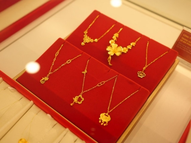 Giá vàng hôm nay ổn định