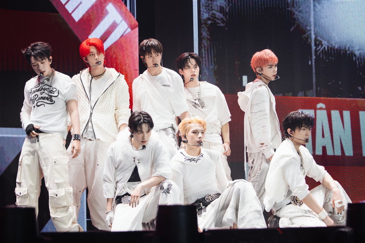 Tiết mục bùng nổ của các tân binh tại đêm chung kết