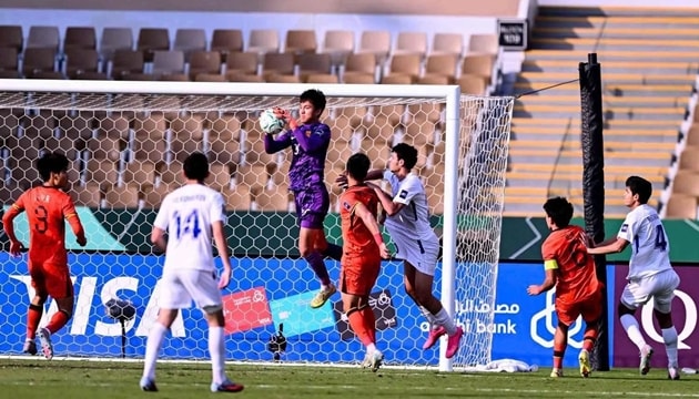 Hàng phòng ngự U23 Trung Quốc chưa để lọt lưới bàn nào tại giải đấu năm nay.