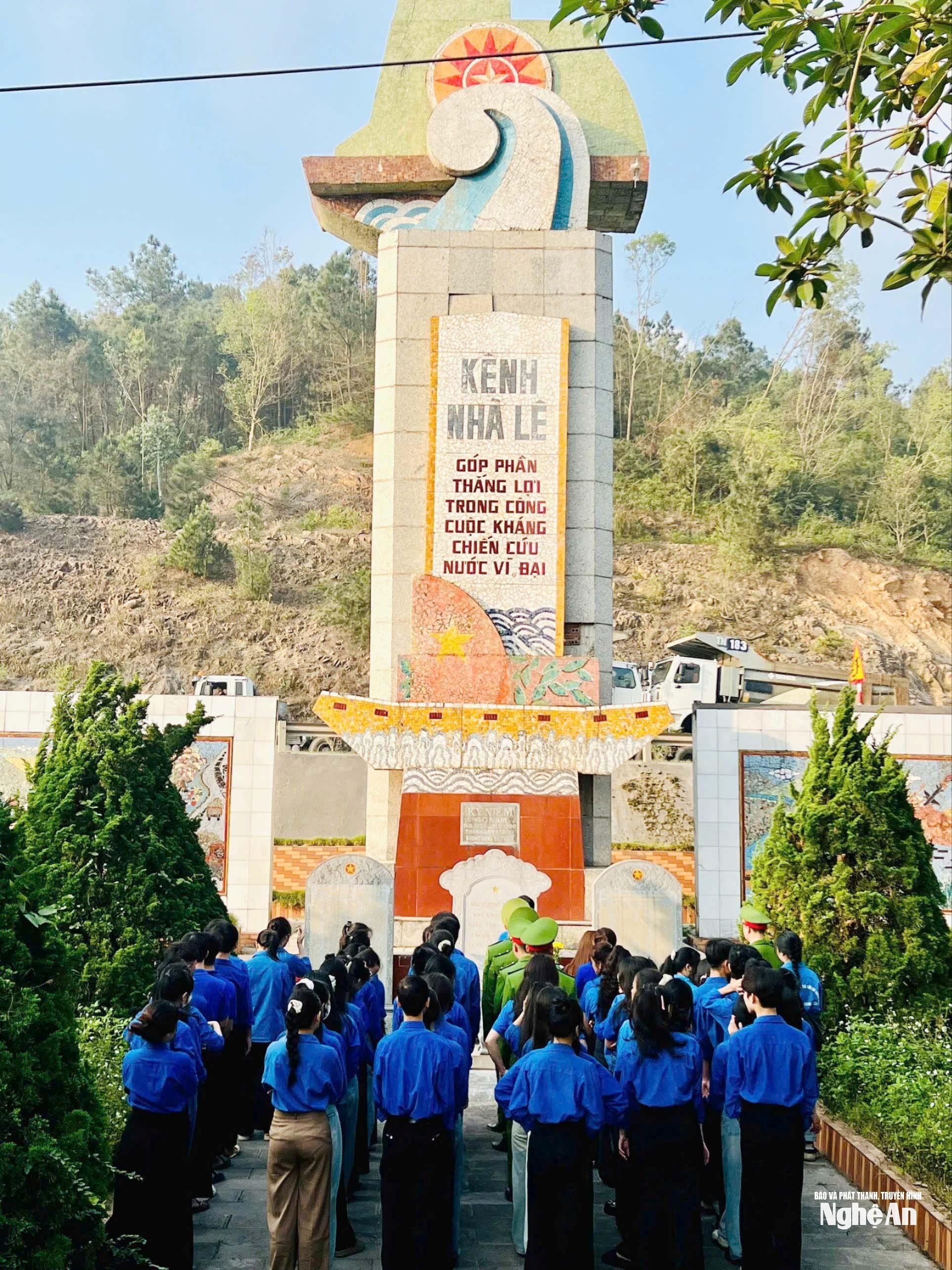 kenh-nha-le(1).jpg