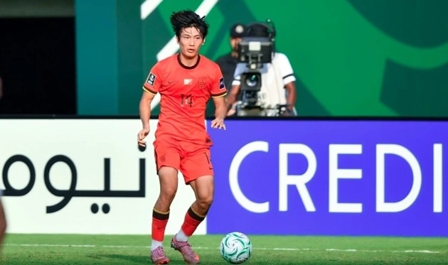 Tiền vệ Yang Haoyu của U23 Trung Quốc vắng mặt tại bán kết do án treo giò