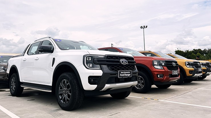 Ford Ranger sở hữu ngoại hình bệ vệ và trang bị công nghệ hàng đầu