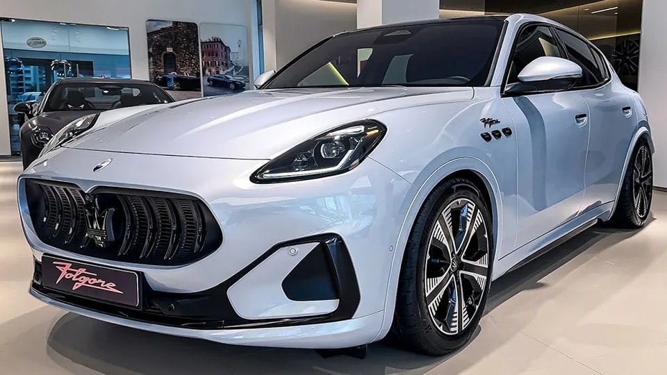 Ngoại hình tổng thể của BMW iX1 2026 với ngôn ngữ thiết kế hiện đại